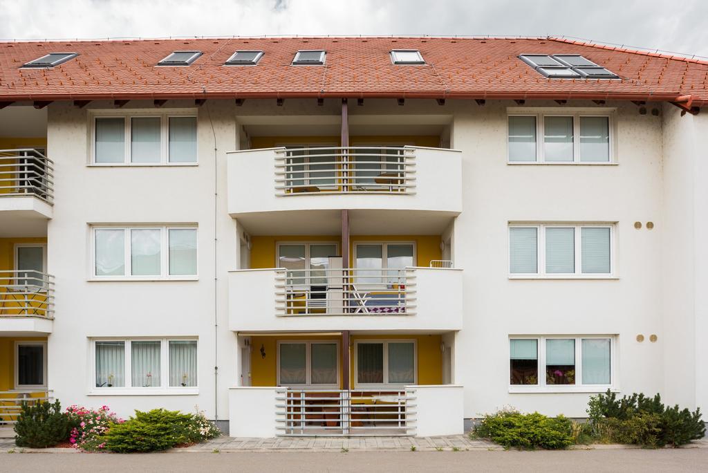 Apartments Moravske Toplice Extérieur photo